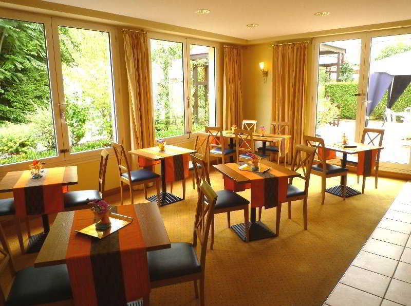 Citadines Geneve Ferney Voltaire Aparthotel Exterior photo